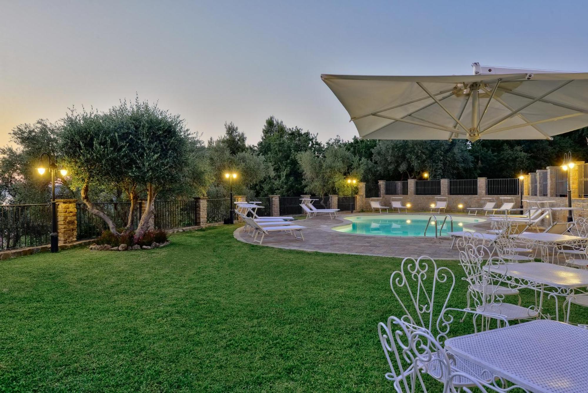 סנטה מריה די קסטלבאטה Villa Elaia מראה חיצוני תמונה