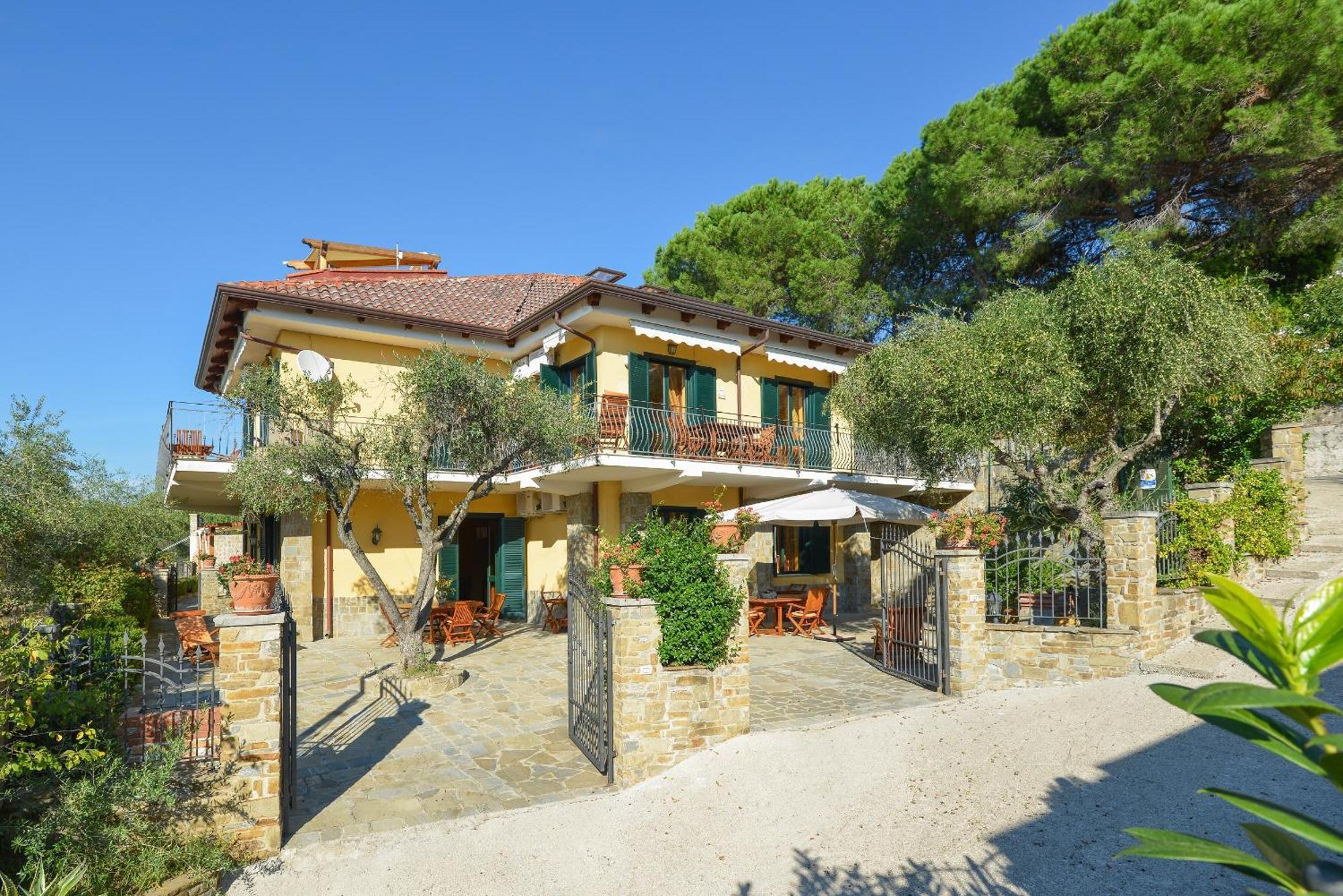 סנטה מריה די קסטלבאטה Villa Elaia מראה חיצוני תמונה