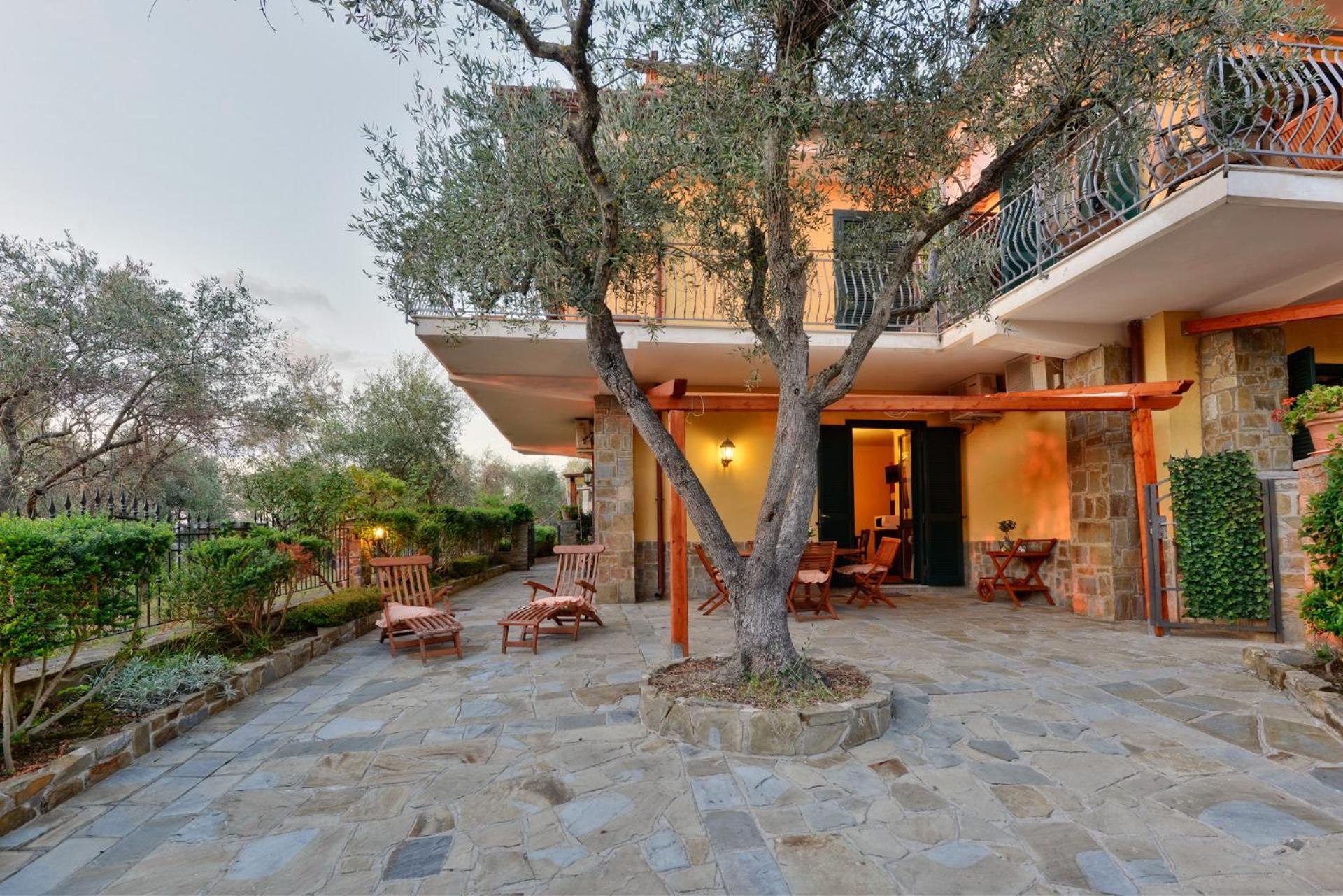 סנטה מריה די קסטלבאטה Villa Elaia מראה חיצוני תמונה